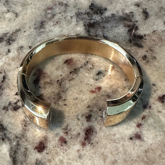 Brand New Fitbit Alta Gold Metal Accessory Bracelet Size S/P Small/ Petite - Picture 6 of 15